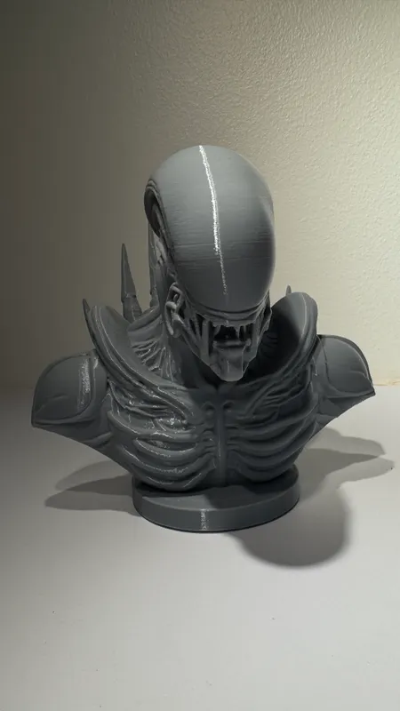 XENOMORPH ALIEN