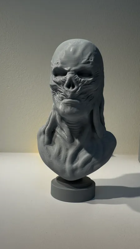 STRANGER THINGS VECNA BUSTO